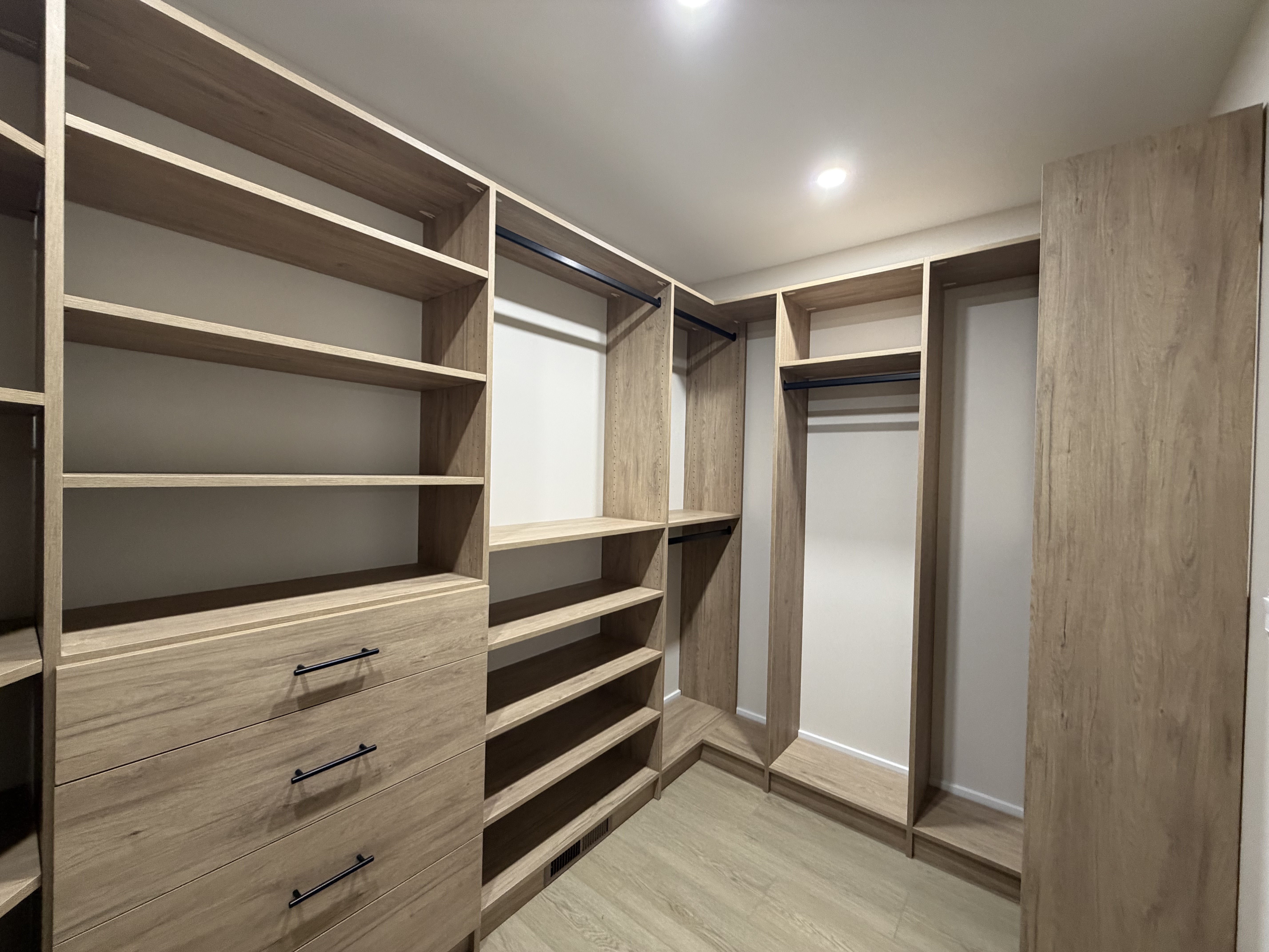 Custom storage layout during planning and design